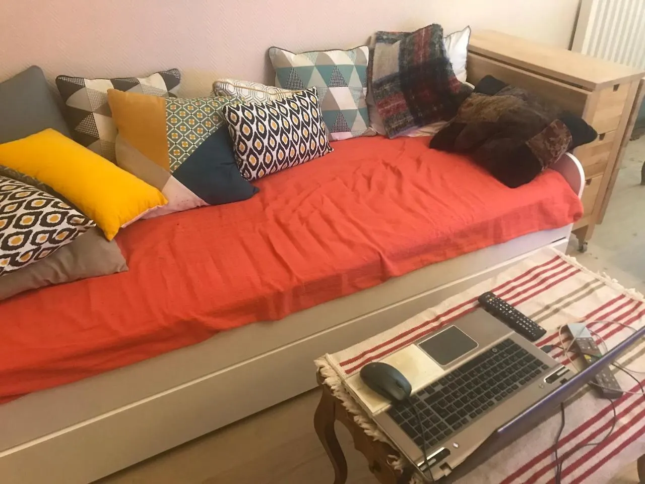 Apartment Paradise Crib Paris